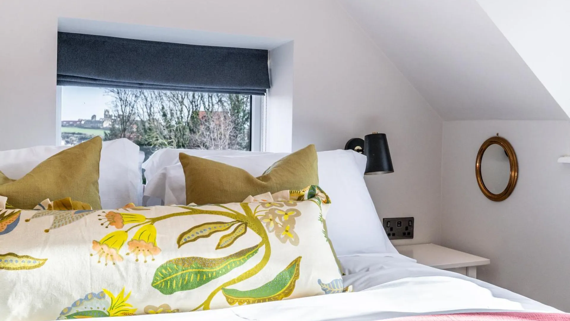 The Willows Boutique Stays Central Whitby Aparthotel